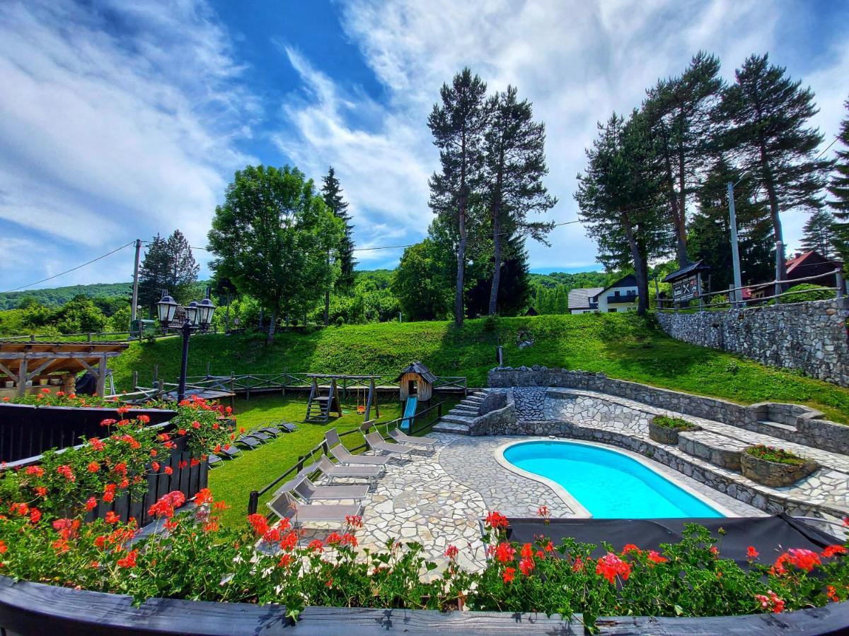 Bed and Breakfast Plitvice Etno House II Єзерце Екстер'єр фото