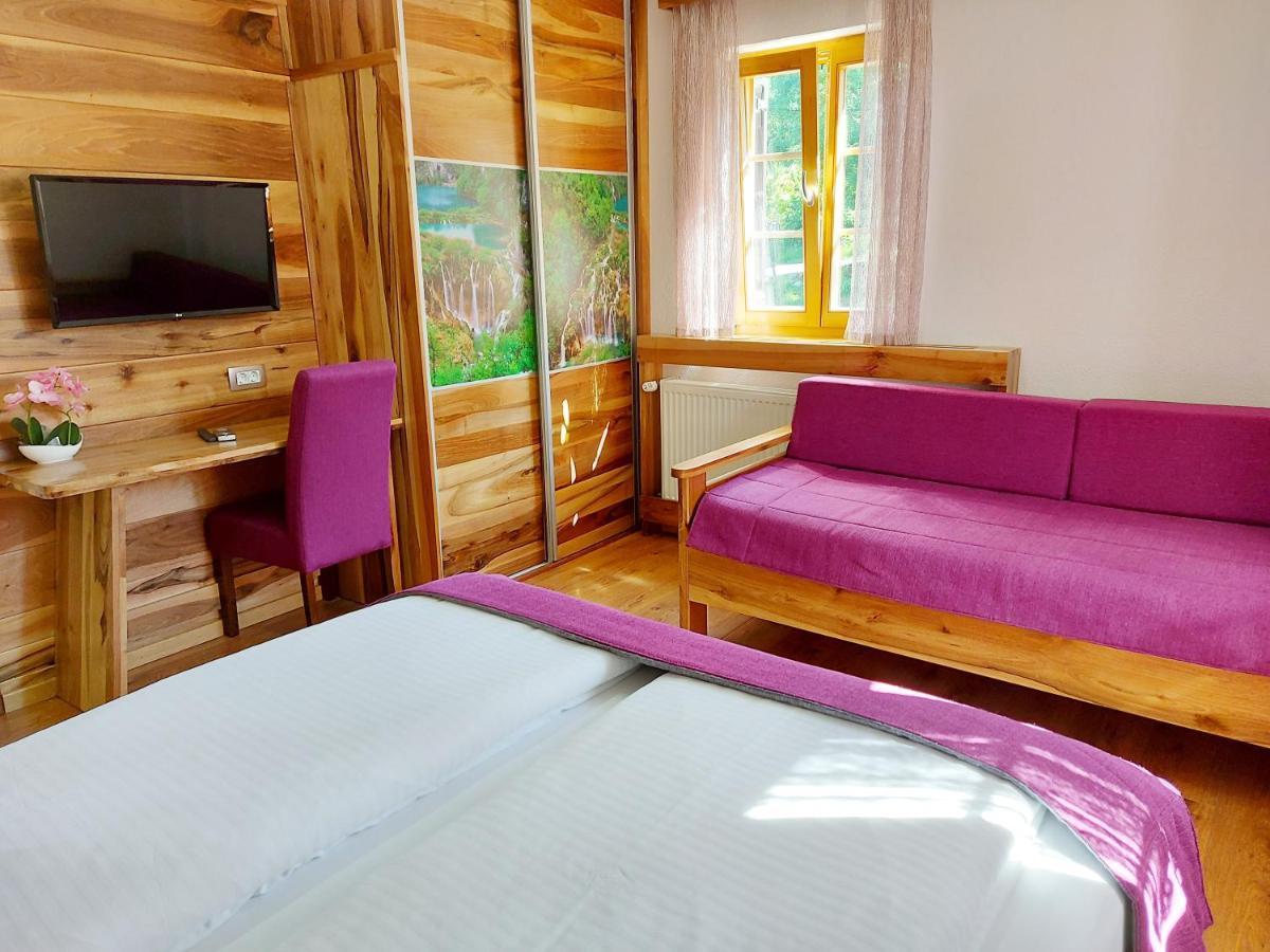 Bed and Breakfast Plitvice Etno House II Єзерце Екстер'єр фото